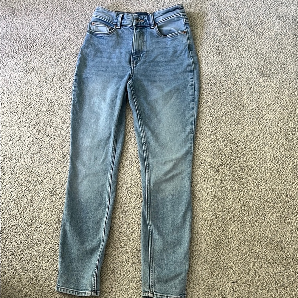 Light Wash Skinny Jeans